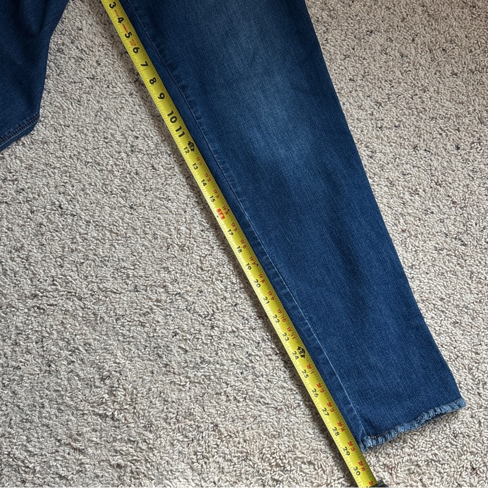 1822 Denim Medium Wash High Rise Skinny Raw Hem Women’s Jeans 14 - Picture 7 of 11